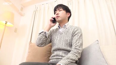 【中文字幕】酒醉归来的妻子误闯隔壁邻居的垃圾间，误以为是自己丈夫，就对着中年男子发情，最後还进行了中出 波多野结衣